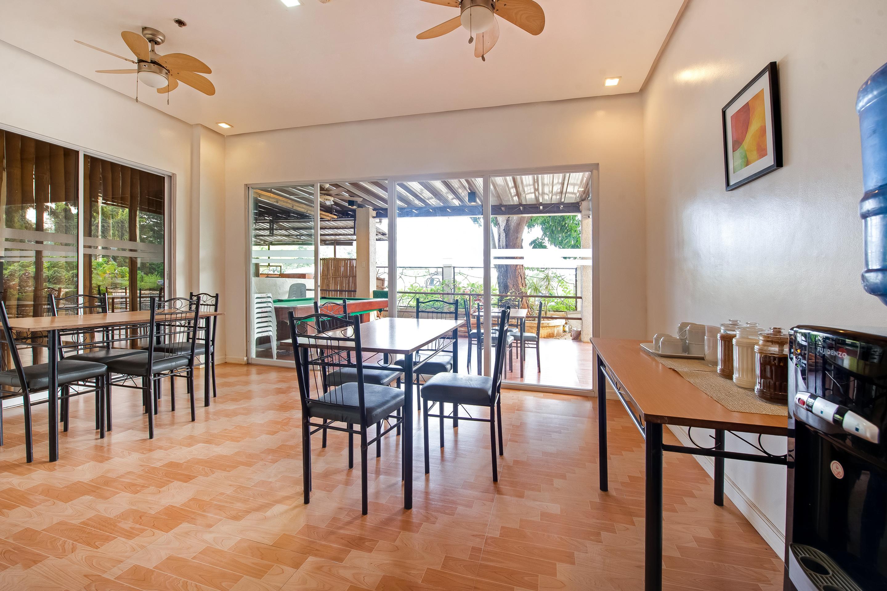 Royale Parc Hotel Puerto Princesa Palawan Exterior photo