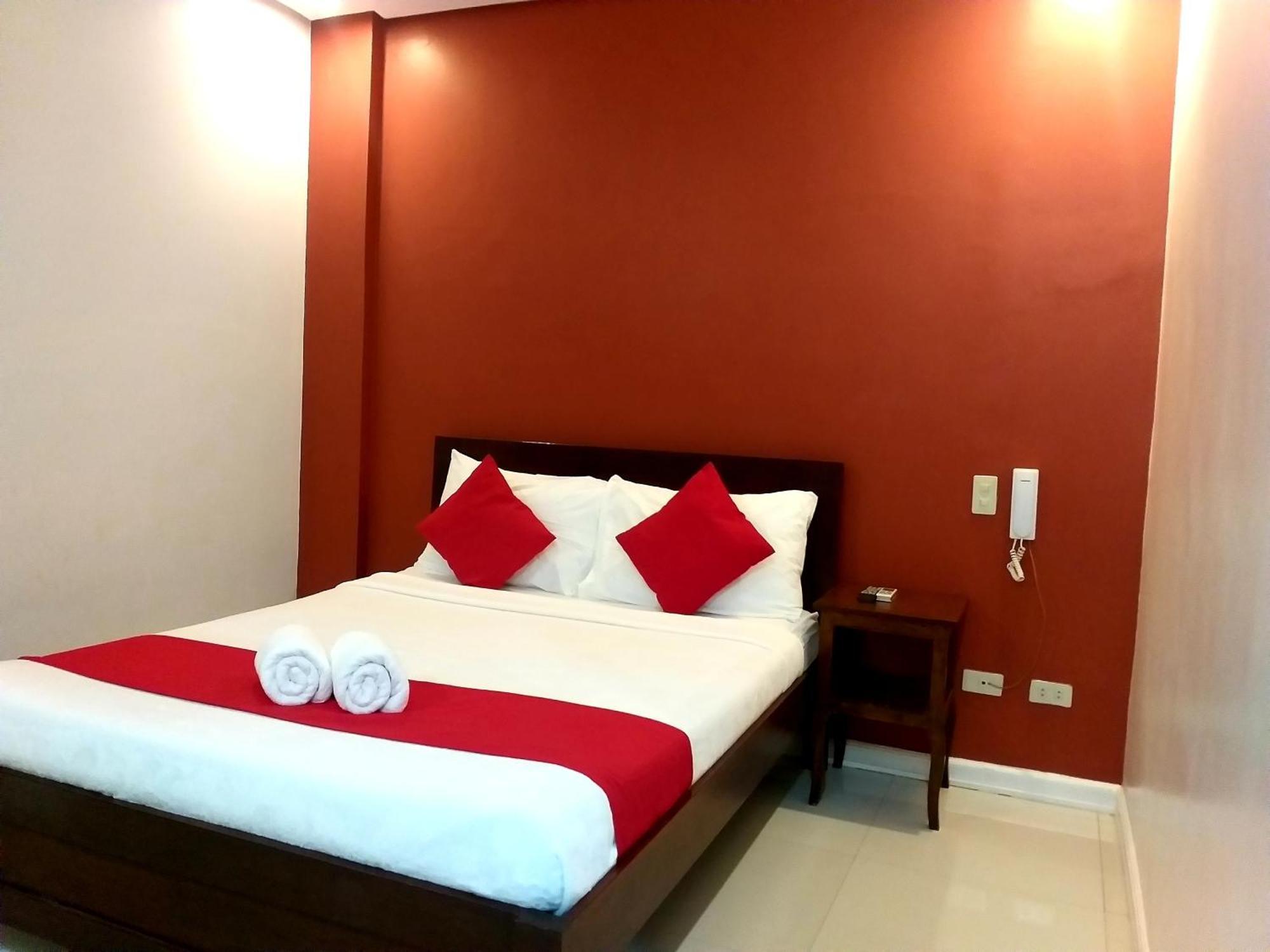 Royale Parc Hotel Puerto Princesa Palawan Exterior photo